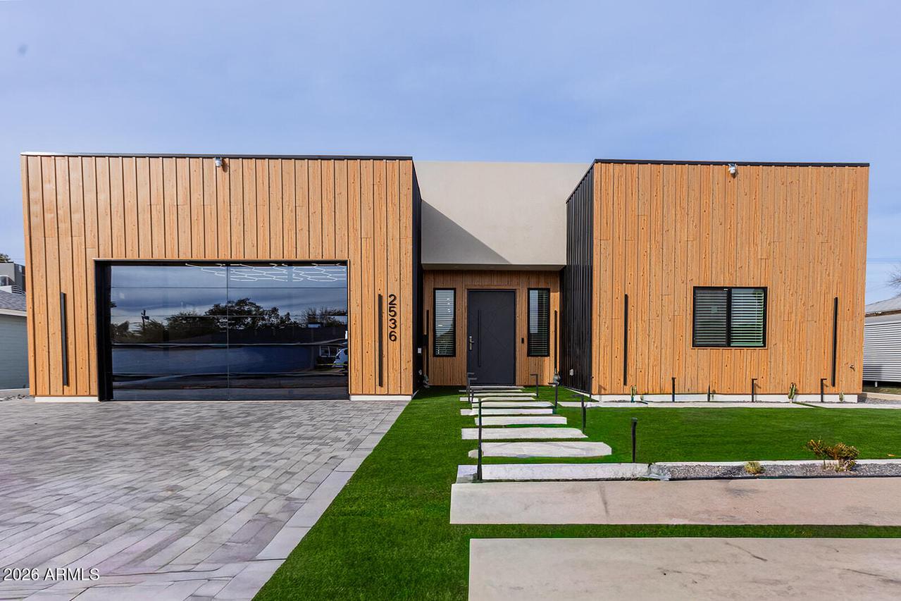 2536 E Indianola Ave., Phoenix, AZ 85016