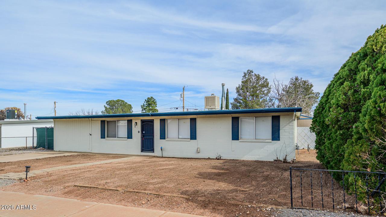 310 2nd St., Huachuca City, AZ 85616