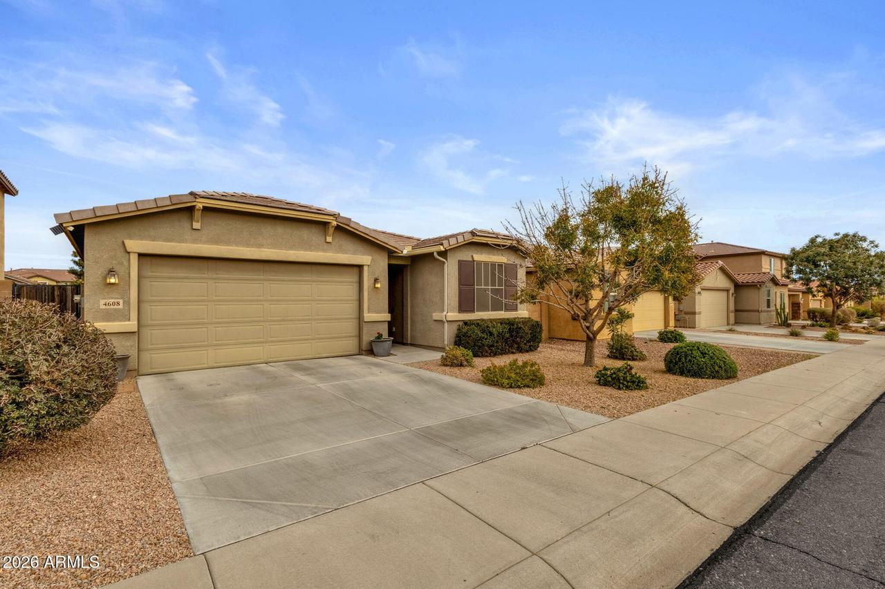 4608 W Kirkland Ave., San Tan Valley, AZ 85144