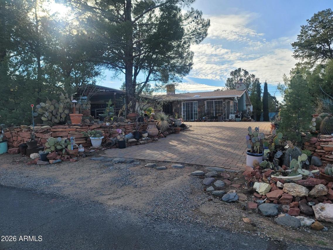 215 Mountain Shadows Dr., Sedona, AZ 86336