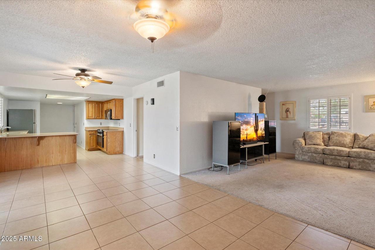 4333 E Desert Cactus St., Phoenix, AZ 85032