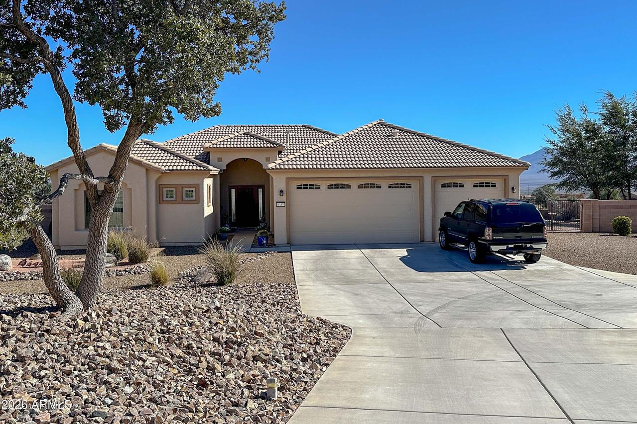 6451 E Saddlehorn Cir., Hereford, AZ 85615