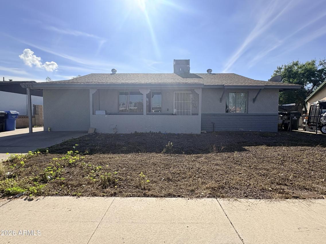 5619 W La Reata Ave., Phoenix, AZ 85035