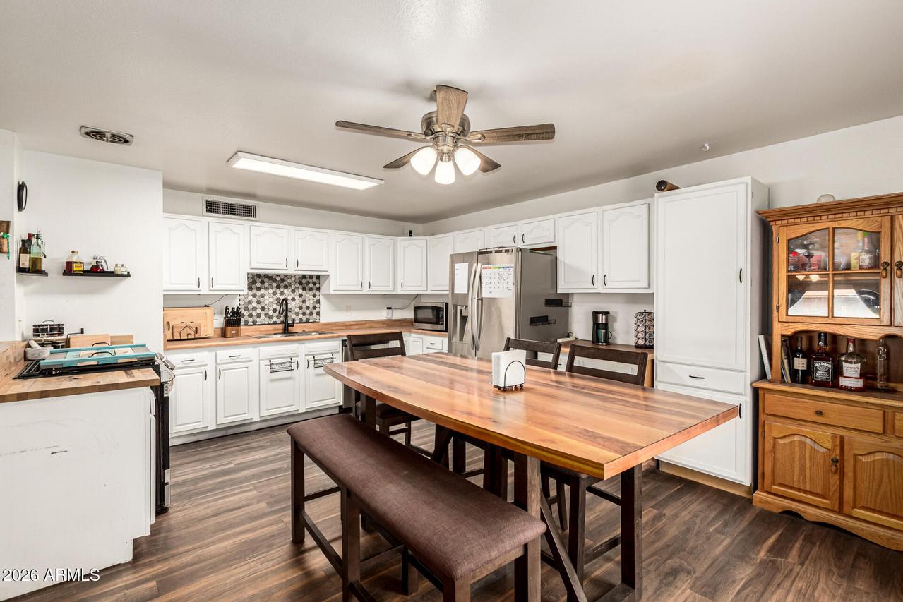 3425 W Port Au Prince Ln., Phoenix, AZ 85053