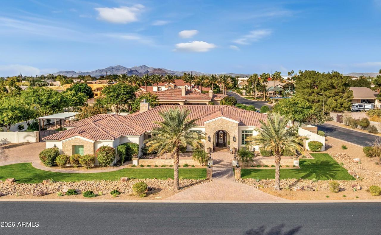 3924 E Norcroft Cir., Mesa, AZ 85215