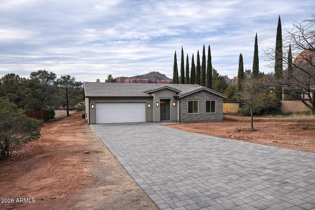 1015 Lee Mountain Rd., Sedona, AZ 86351
