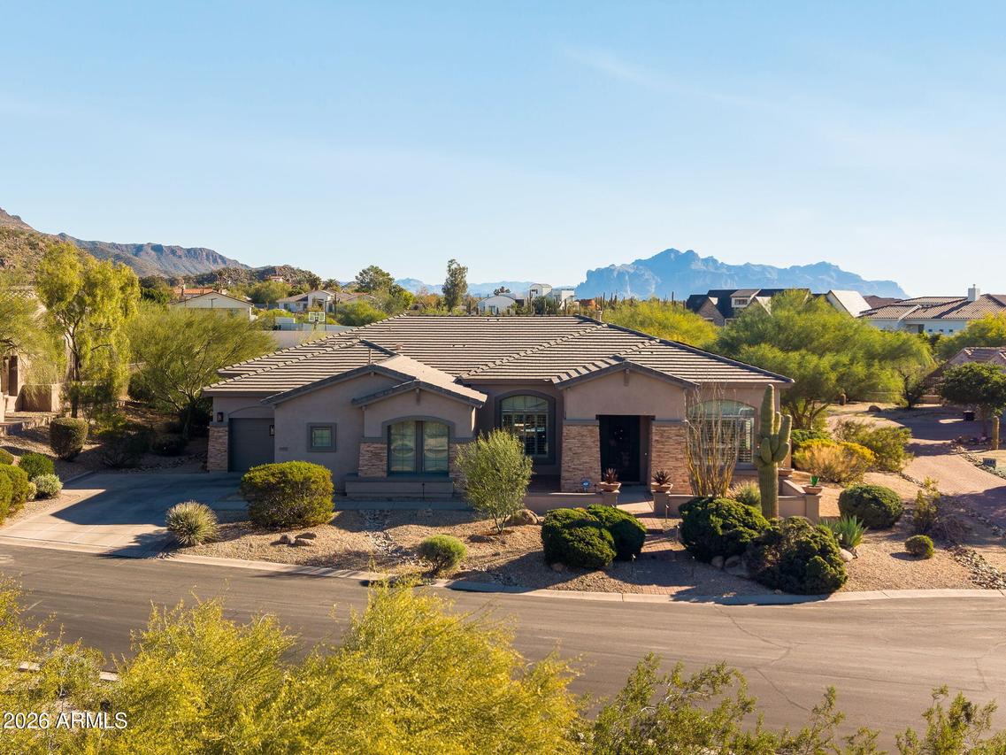 2427 N Atwood St., Mesa, AZ 85207