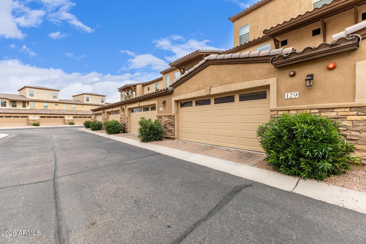 2821 S Skyline Dr. #129, Mesa, AZ 85212