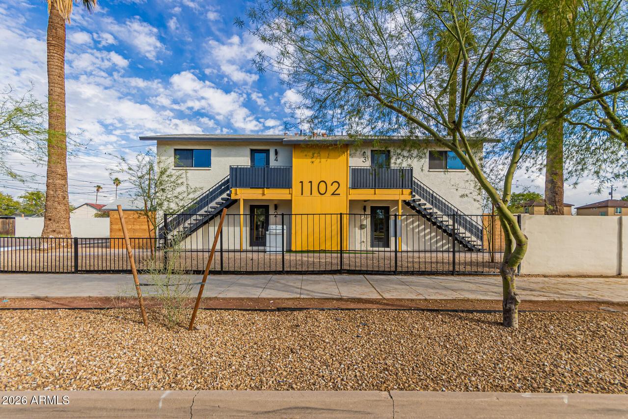 1102 E Pierce St., Phoenix, AZ 85006