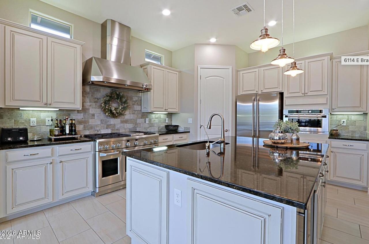 6114 E Bramble Berry Ln., Cave Creek, AZ 85331