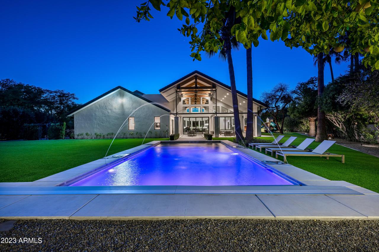 8144 E Del Barquero Dr., Scottsdale, AZ 85258