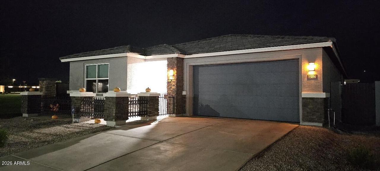 15896 W Desert Hollow Dr., Surprise, AZ 85387