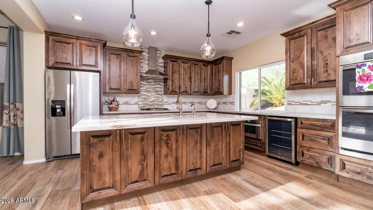 2730 W Silver Fox Way, Phoenix, AZ 85045