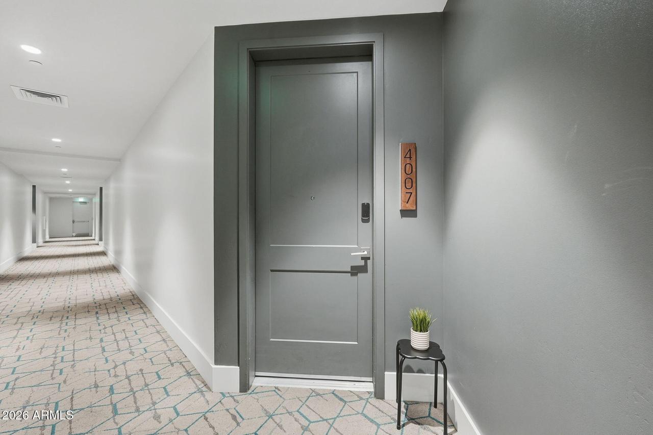 3131 N Central Ave. #4007, Phoenix, AZ 85012
