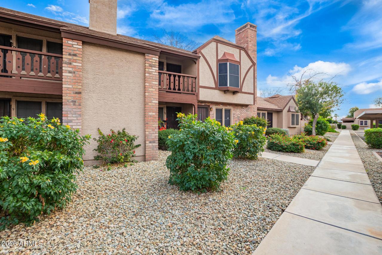 8111 W Wacker Rd. #13, Peoria, AZ 85381