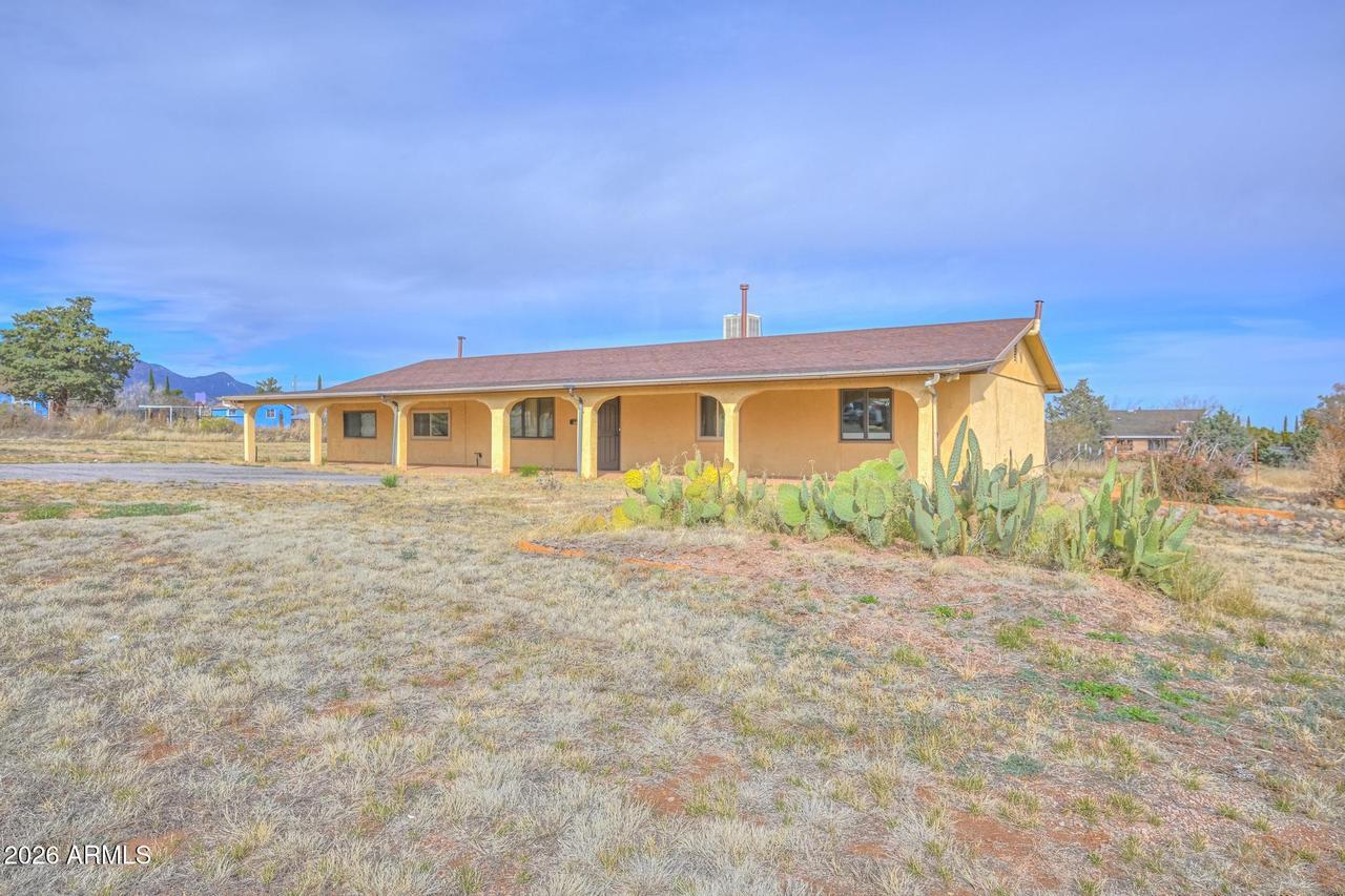 3781 E Astro St., Hereford, AZ 85615