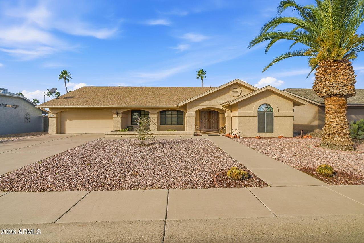 17614 N Desert Glen Dr., Sun City West, AZ 85375
