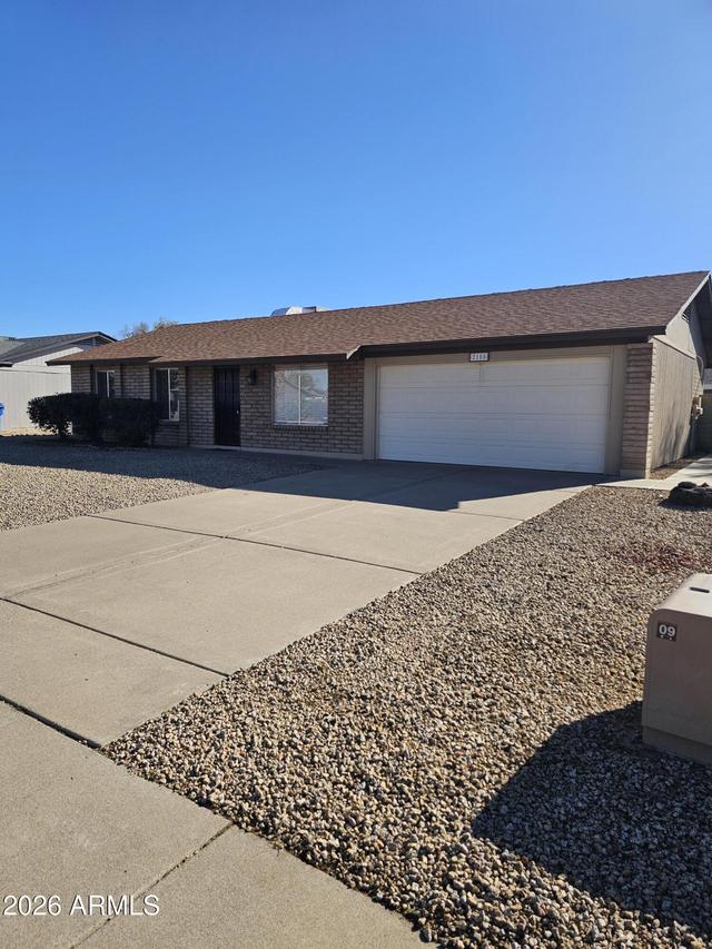 2155 W Wickieup Ln., Phoenix, AZ 85027