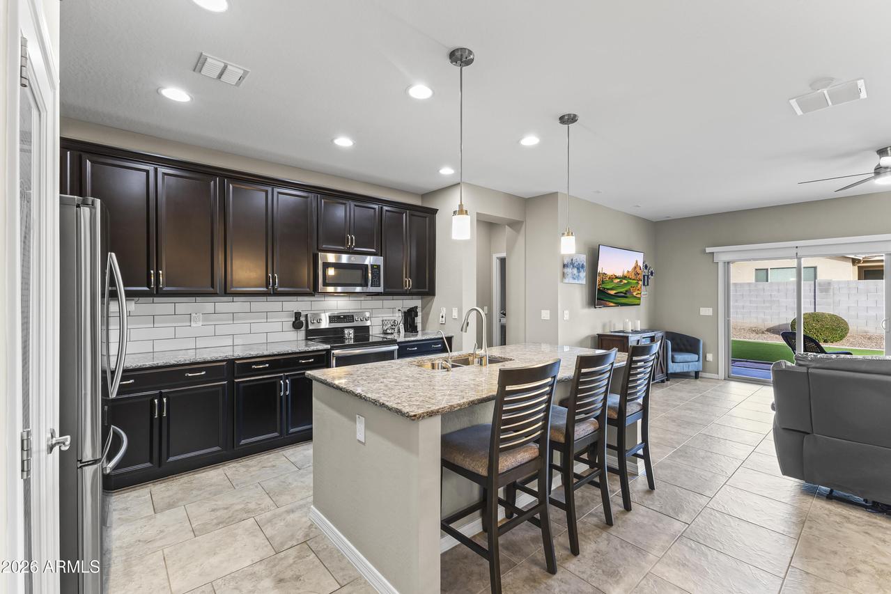 74 W Strawberry Tree Ave., San Tan Valley, AZ 85140