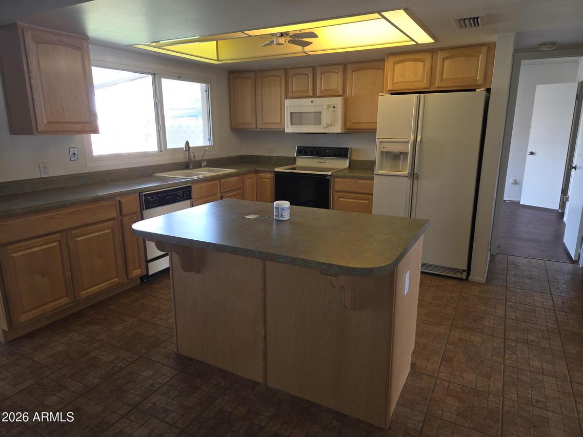 2330 E Alameda Dr., Tempe, AZ 85282