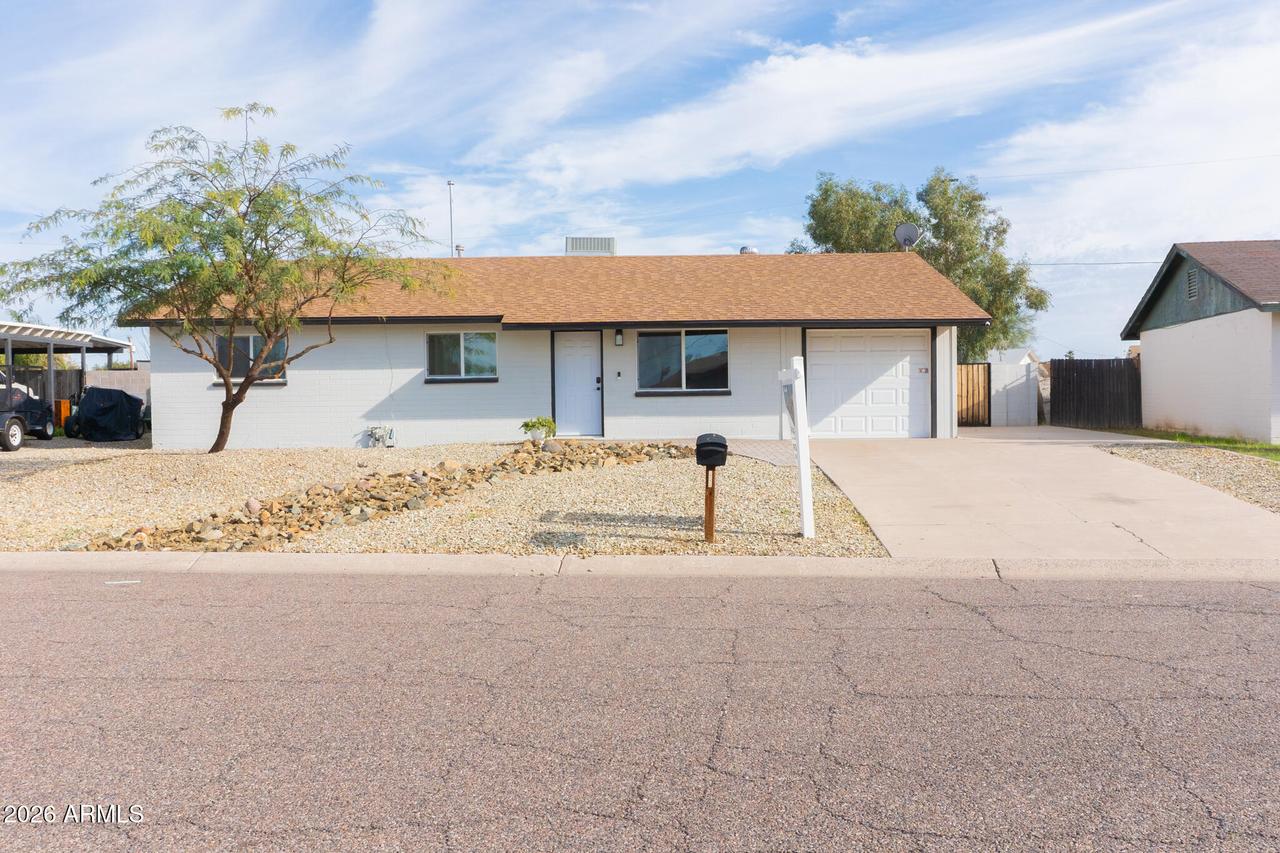 1725 W Oraibi Dr., Phoenix, AZ 85027