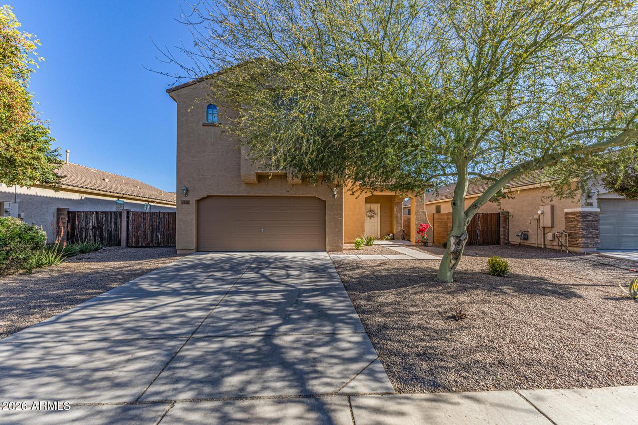 1052 W Paisley Dr., San Tan Valley, AZ 85143
