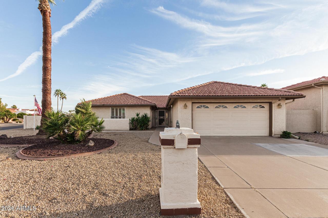 10521 E Flintlock Dr., Sun Lakes, AZ 85248