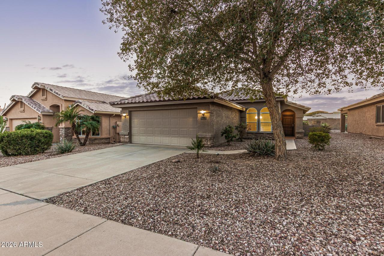 554 S 233rd Dr., Buckeye, AZ 85326