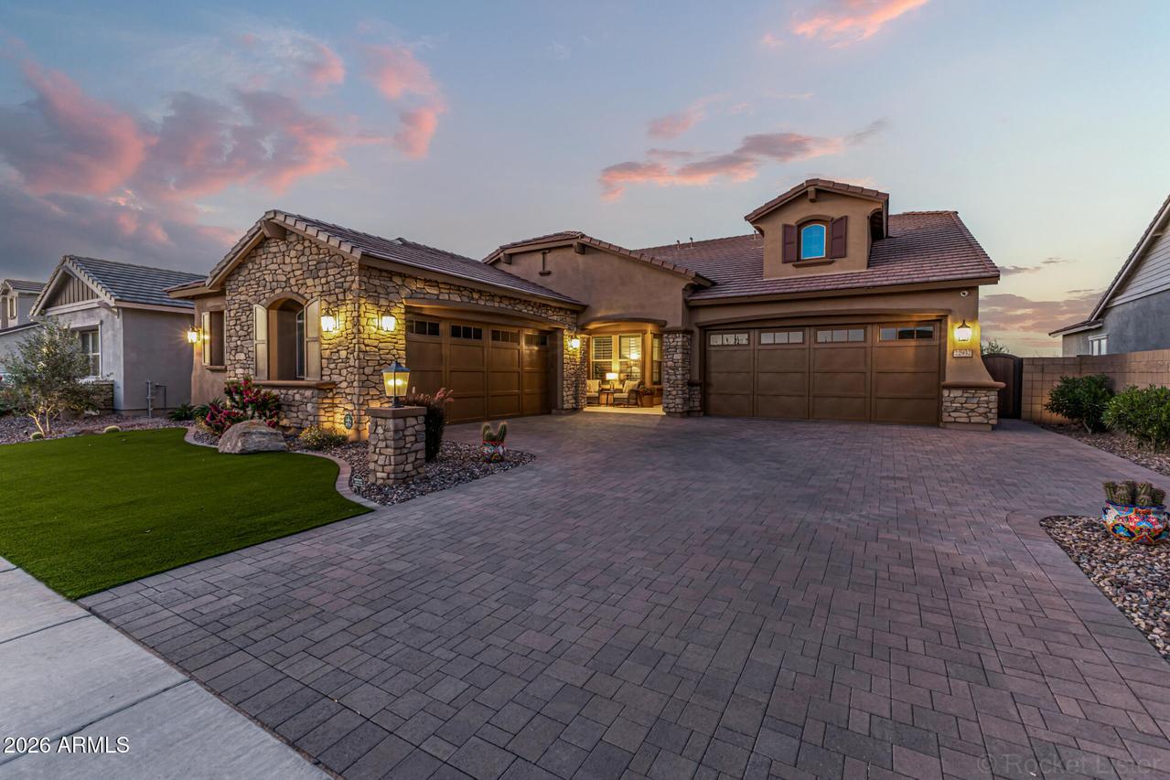 22932 E Oriole Way, Queen Creek, AZ 85142