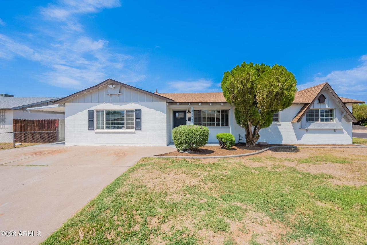3122 W Joan De Arc Ave., Phoenix, AZ 85029