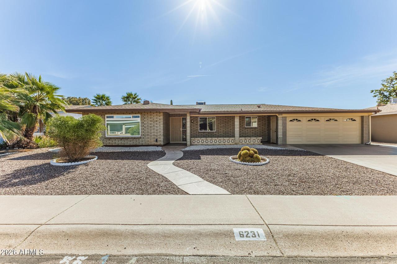 6231 E Ellis St., Mesa, AZ 85205