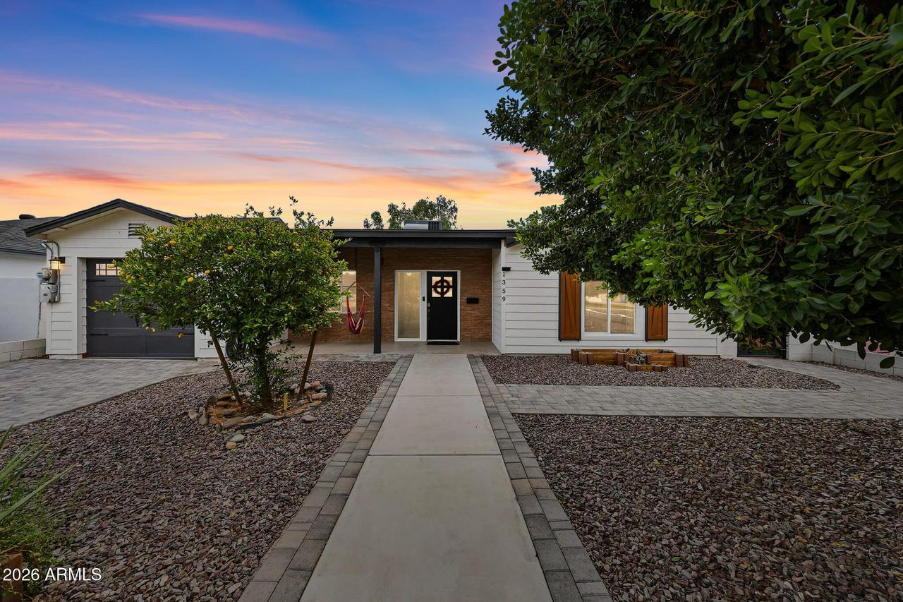 1359 E Weldon Ave., Phoenix, AZ 85014