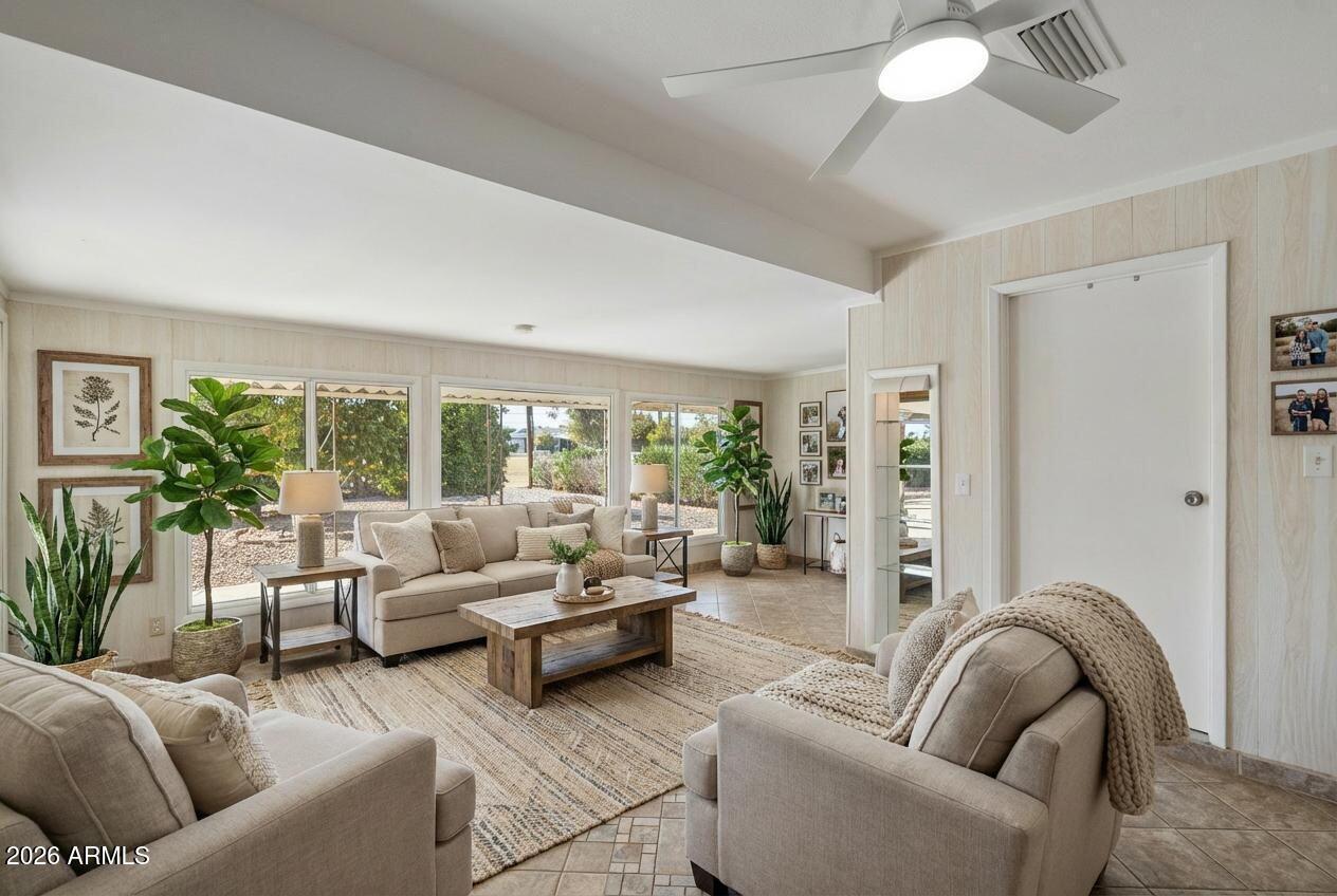 12032 N Hillcrest Dr., Sun City, AZ 85351