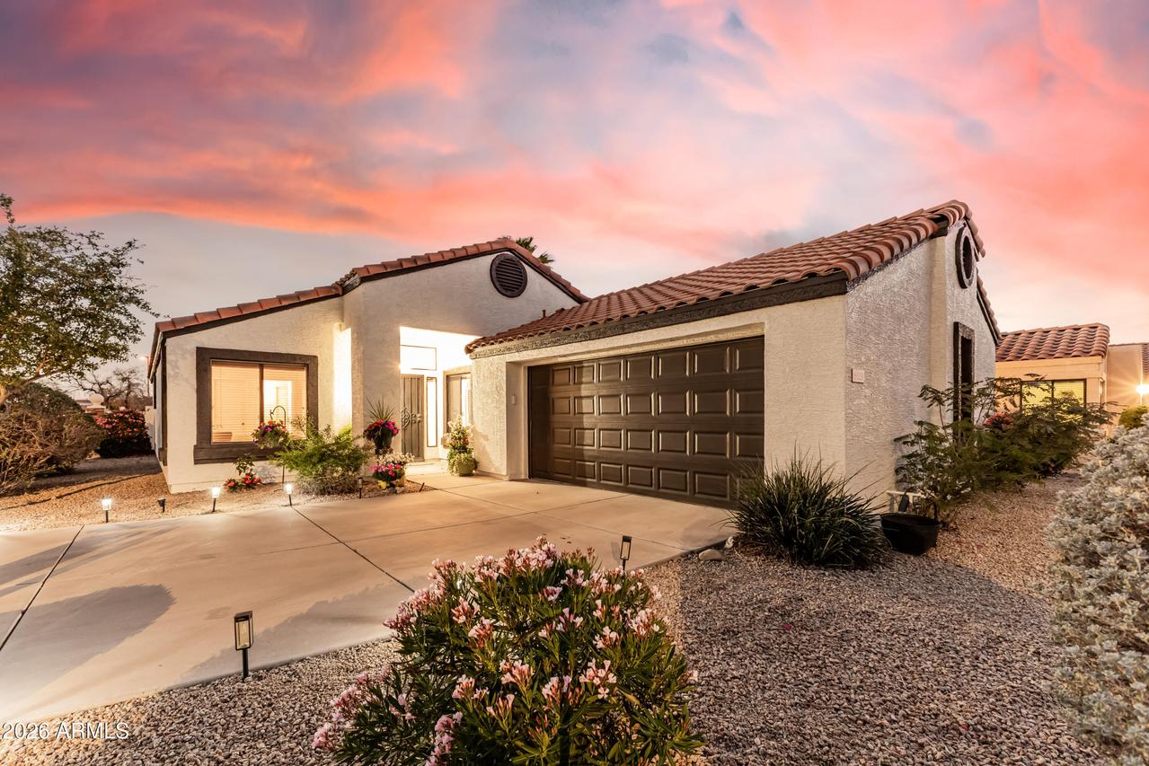 8629 W Maui Ln., Peoria, AZ 85381