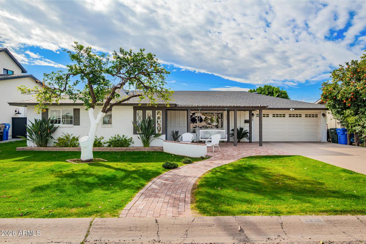 3839 E Whitton Ave., Phoenix, AZ 85018