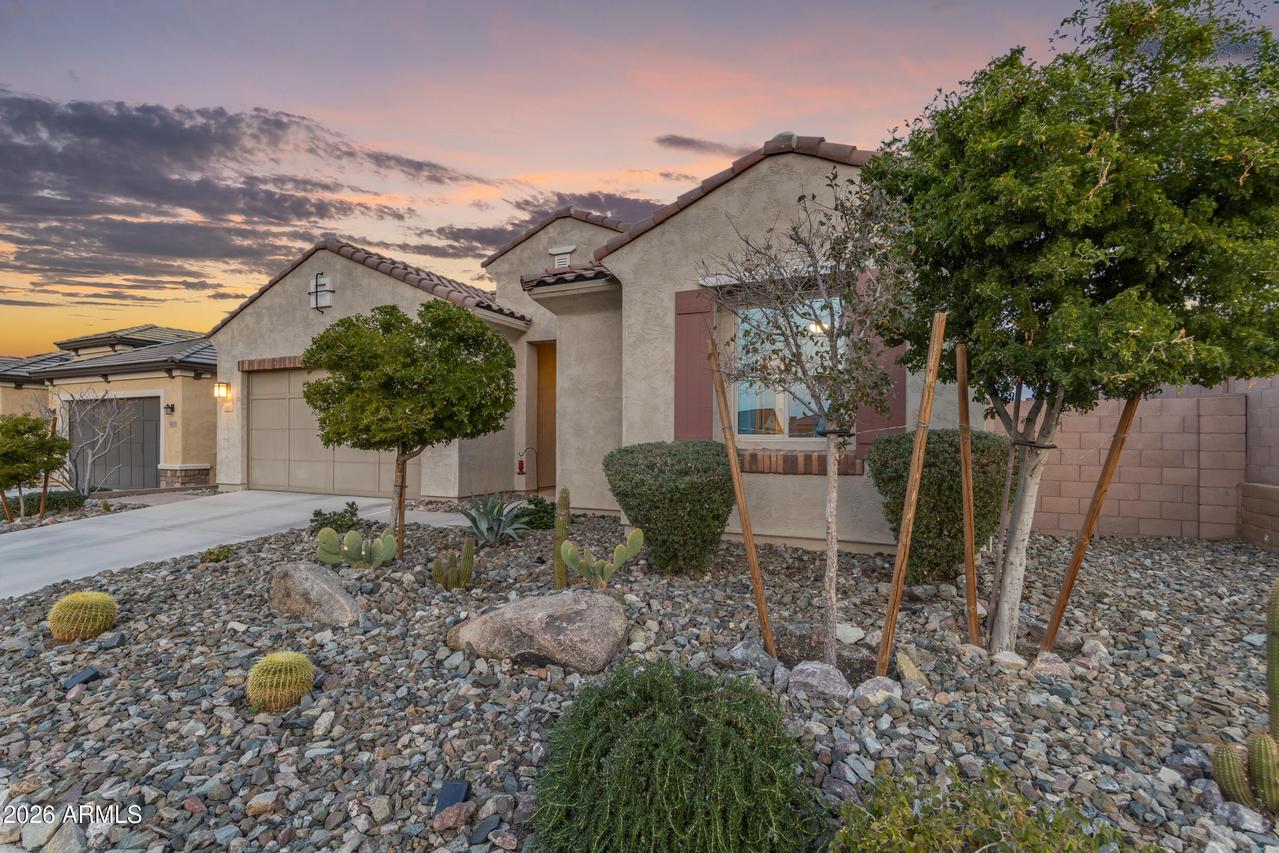 16635 W Valencia Dr., Goodyear, AZ 85338
