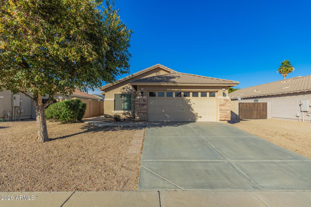 17854 W Redfield Rd., Surprise, AZ 85388