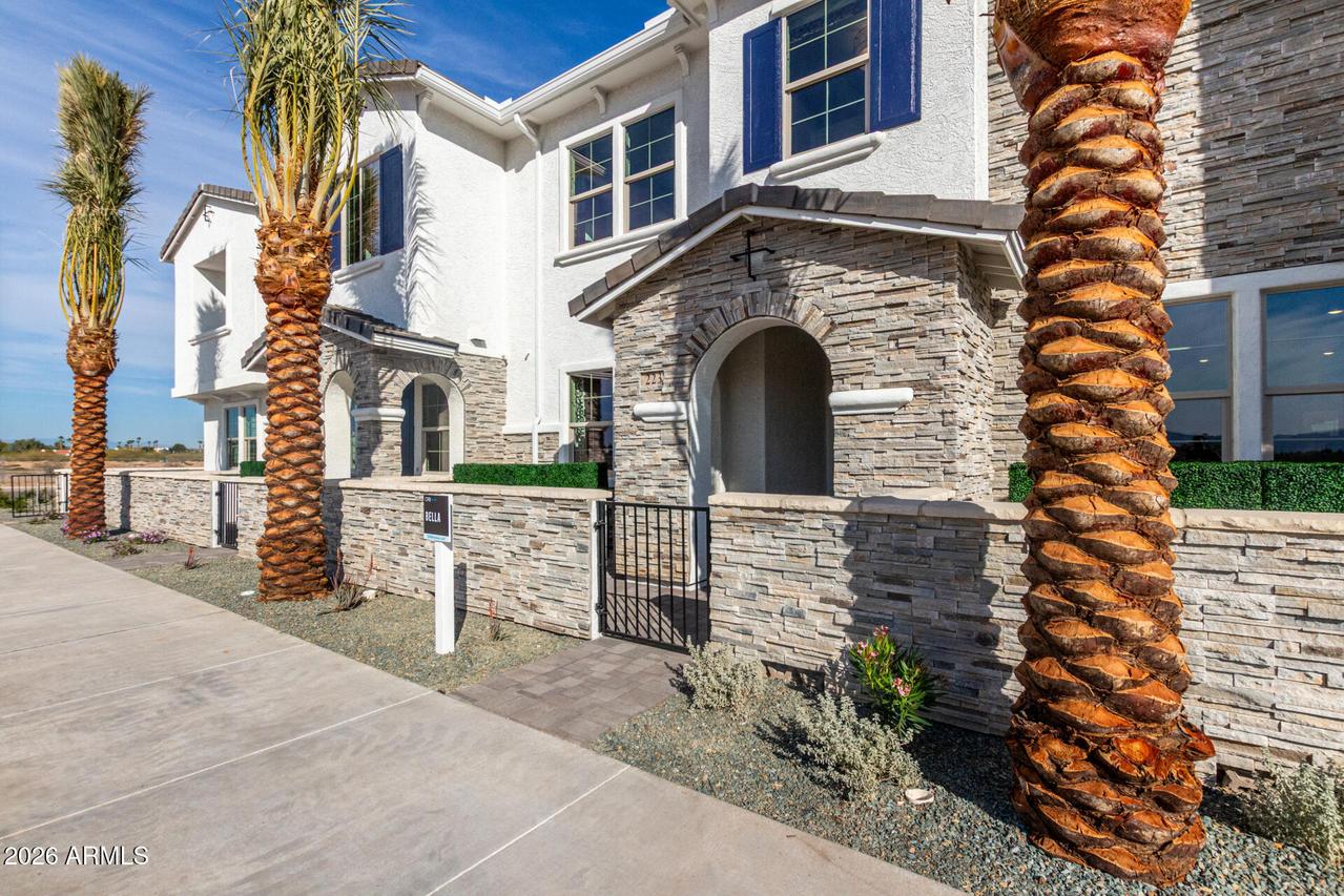 13975 W Luke Pkwy., Surprise, AZ 85374