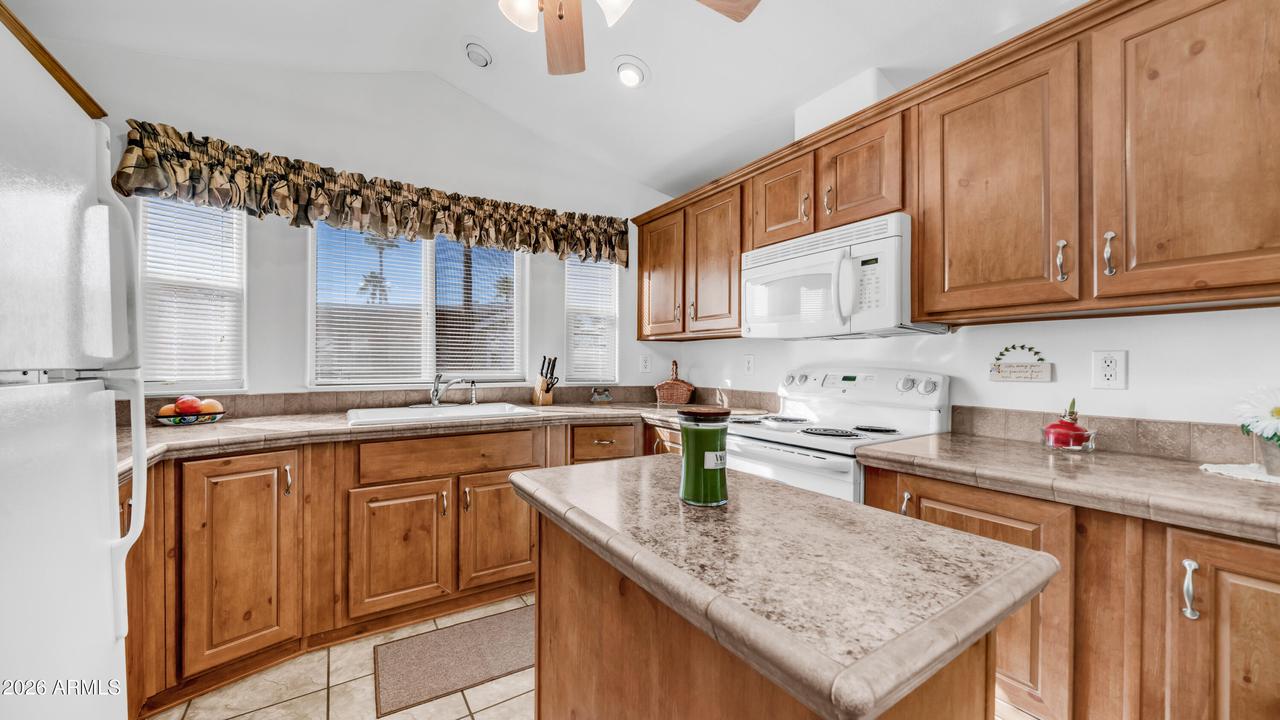 721 Emerald Dr. #362, Apache Junction, AZ 85119