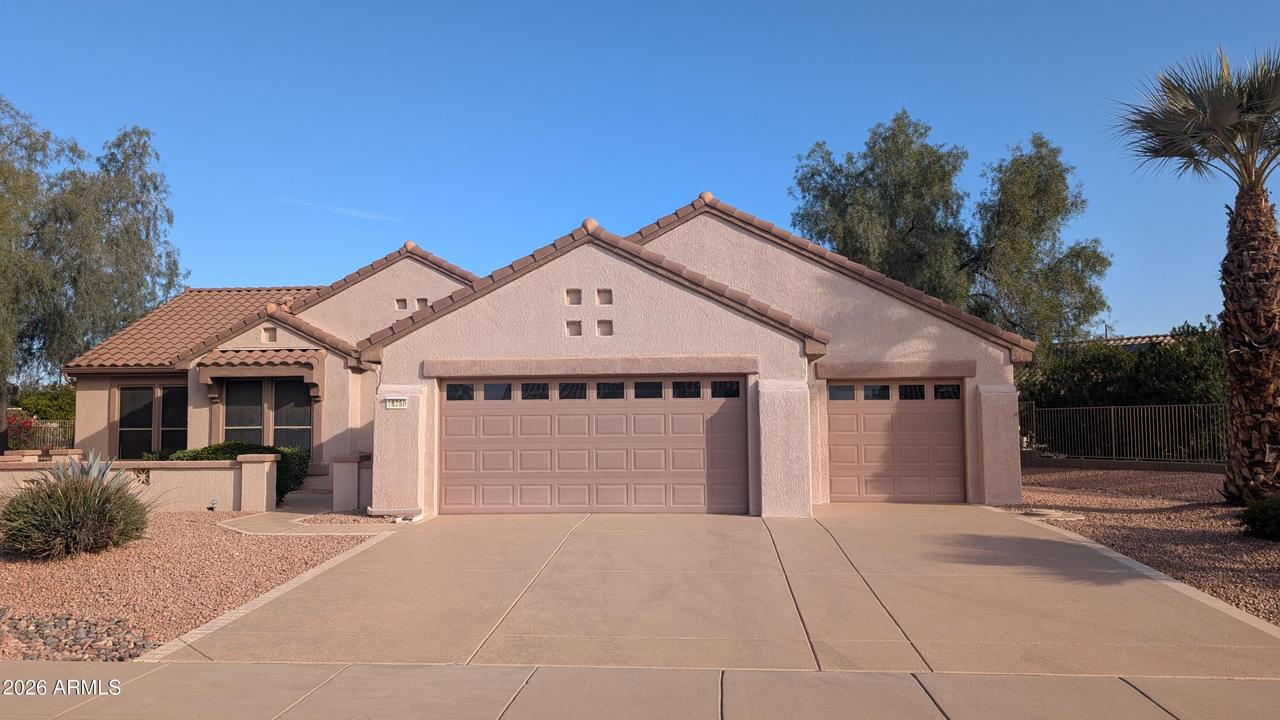 16350 W Windcrest Dr., Surprise, AZ 85374