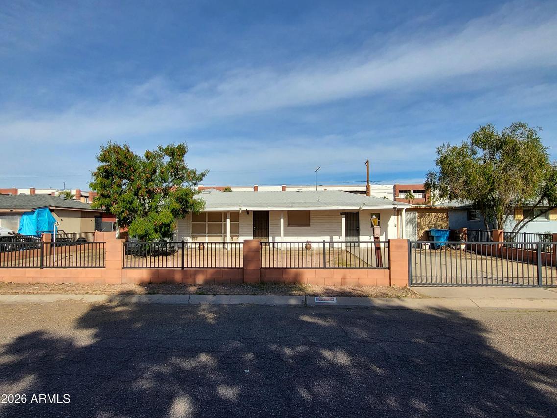3024 W Mariposa St., Phoenix, AZ 85017