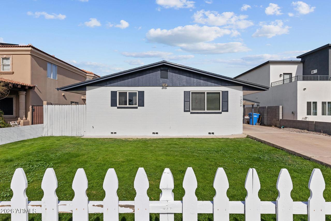 1006 E Indianola Ave., Phoenix, AZ 85014