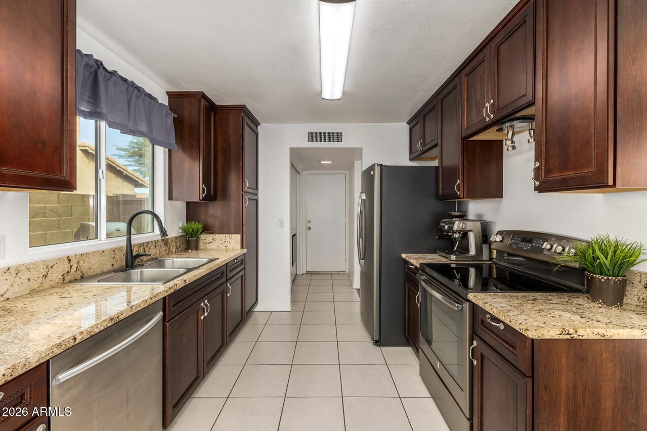 4313 E Desert Trumpet Rd., Phoenix, AZ 85044
