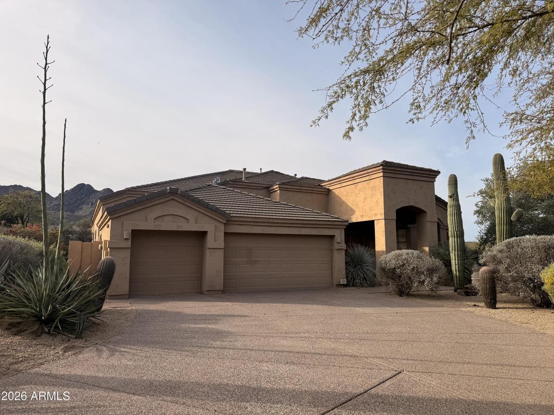 11711 E Juan Tabo Rd., Scottsdale, AZ 85255