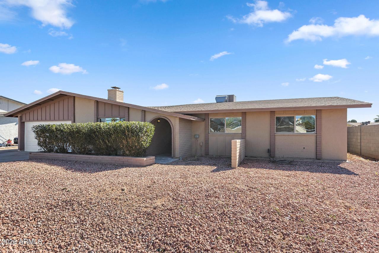 4569 W Shaw Butte Dr., Glendale, AZ 85304