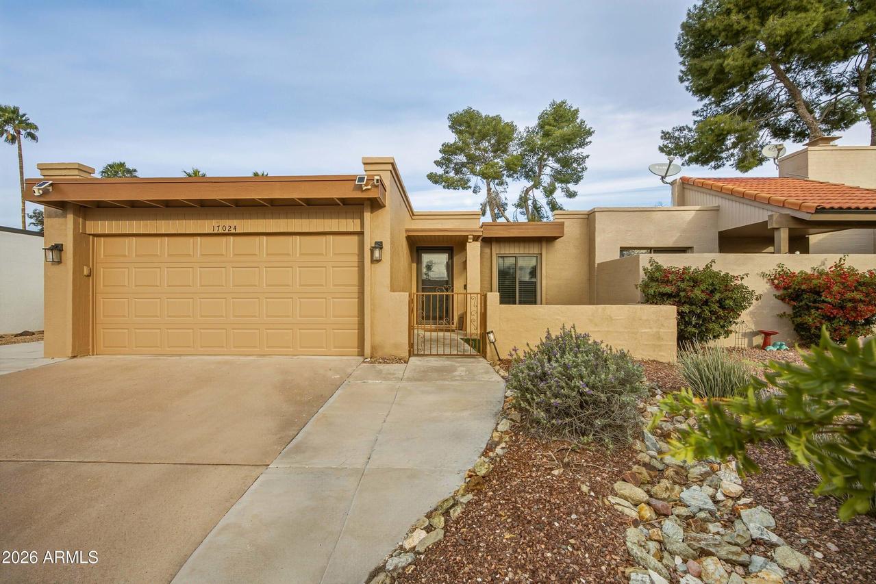 17024 E Calle Del Sol St., Fountain Hills, AZ 85268