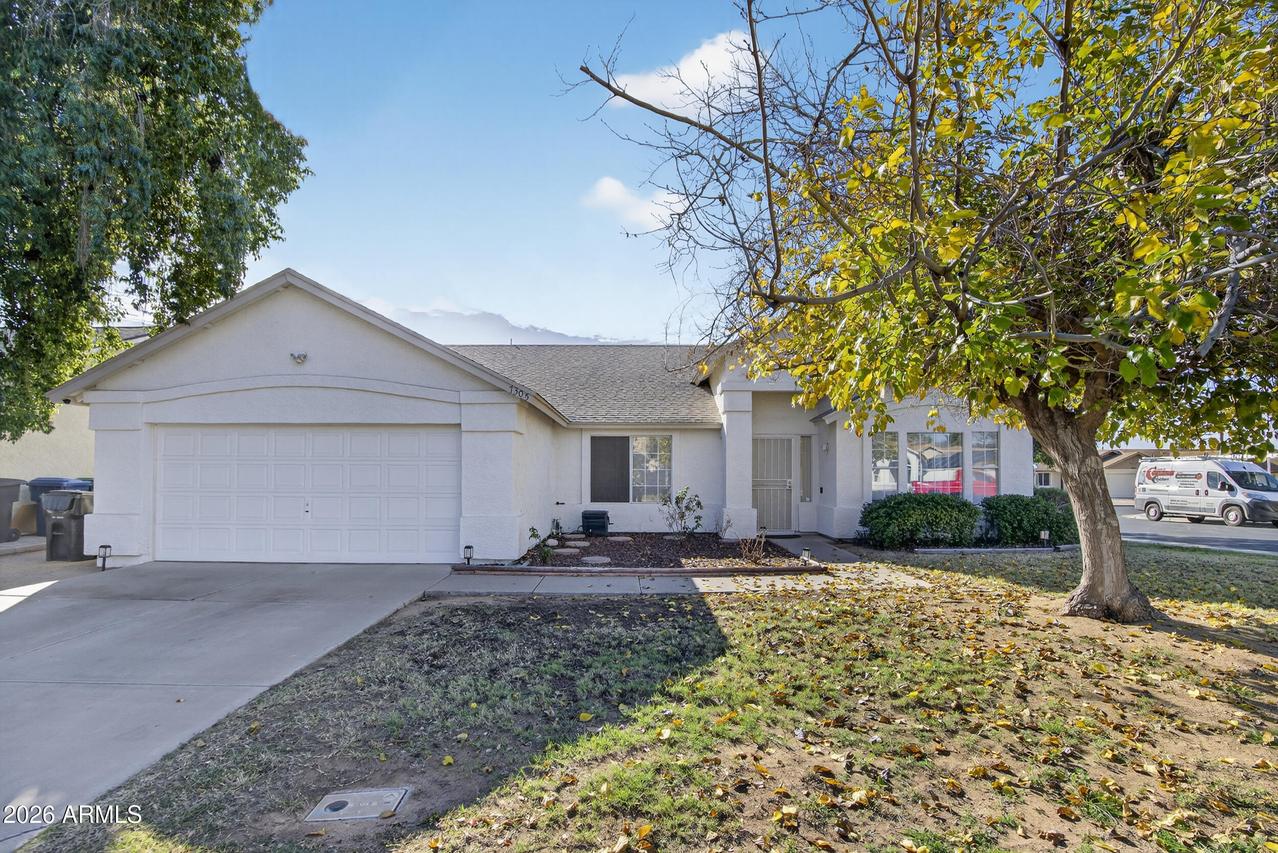 7305 E Clovis Ave., Mesa, AZ 85208