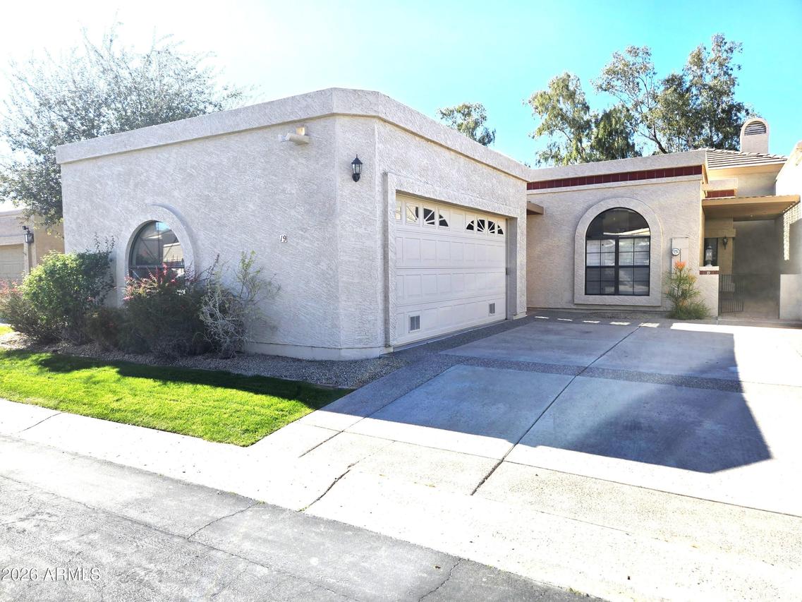 8100 E Camelback Rd. #19, Scottsdale, AZ 85251