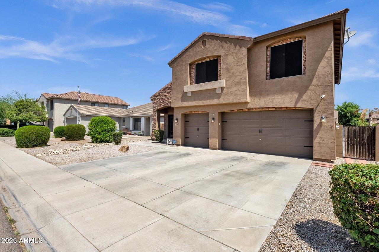 1130 E Harvest Rd., San Tan Valley, AZ 85140