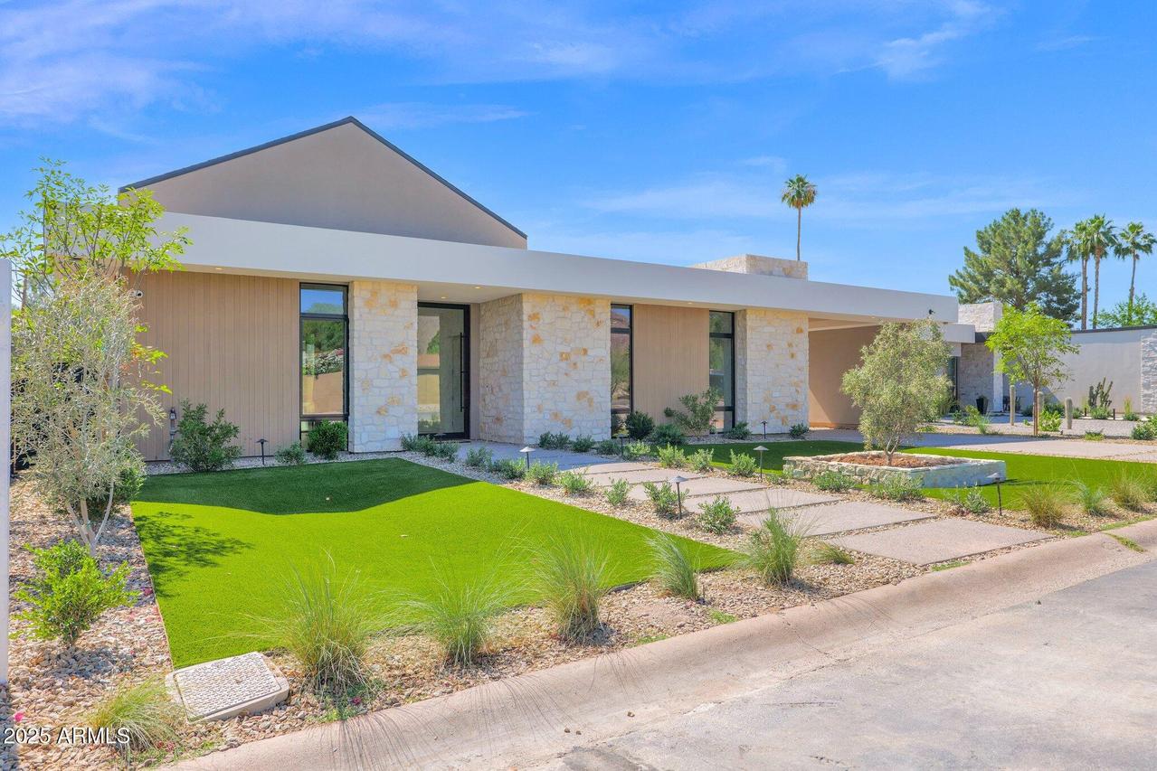 4704 N 40th Pl., Phoenix, AZ 85018